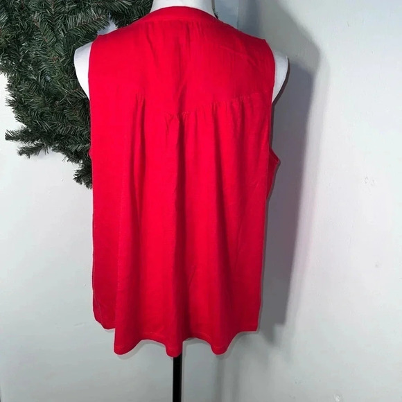 Knox Rose,NWT, S, sleeveless red tunic,handkerchief pattern henley collar blouse - Picture 3 of 8